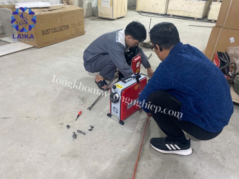 Cách nhận biết máy thông cống kém chất lượng qua dây lò xo Cách nhận biết máy thông cống kém chất lượng qua dây lò xo