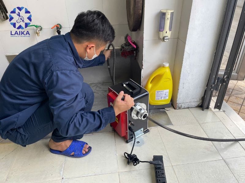 Vệ sinh máy thông cống định kỳ giúp tăng tuổi thọ thiết bị