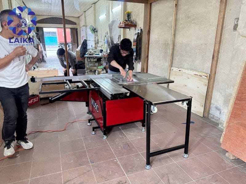 Thực tế xưởng mộc của anh Đăng tại Phú Thọ trước khi lắp đặt máy cưa bàn trượt MD5C